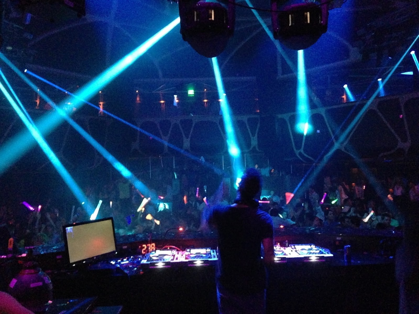 feest-DJ's Antwerpen | Allround Dj Team Studio Uno